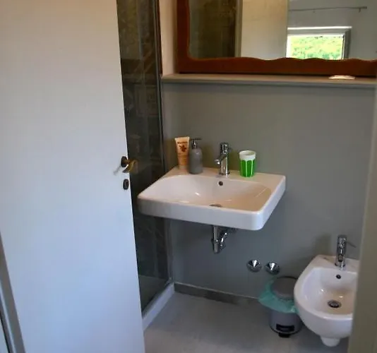 Bed and breakfast Casale Fonte Vecchia 3*