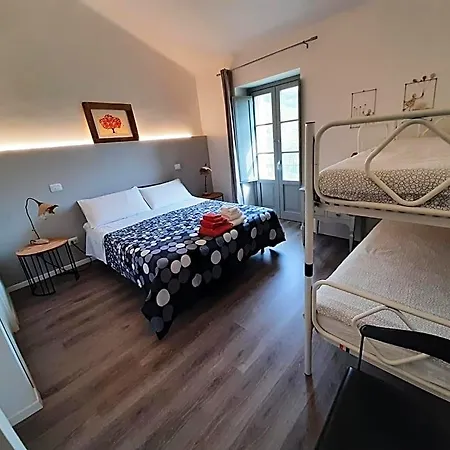 Casale Fonte Vecchia 3* モンテプランドーネ